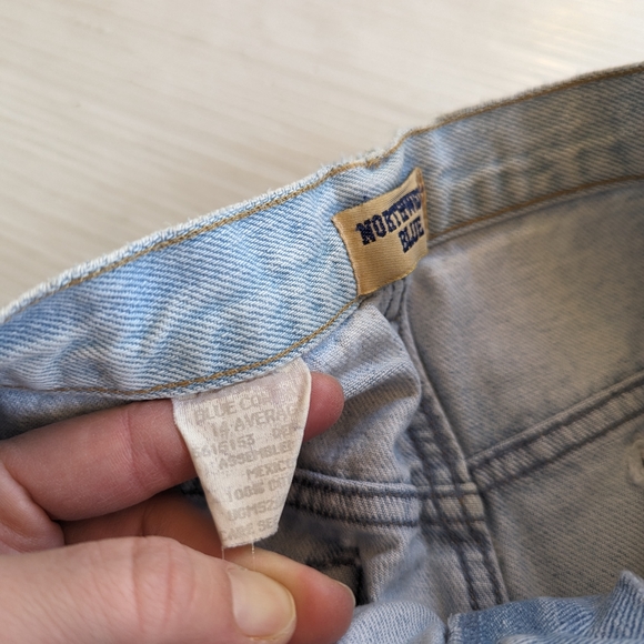 VINTAGE Northwest Blue faded light wash high rise tapered leg mom jeans - Picture 2 of 13